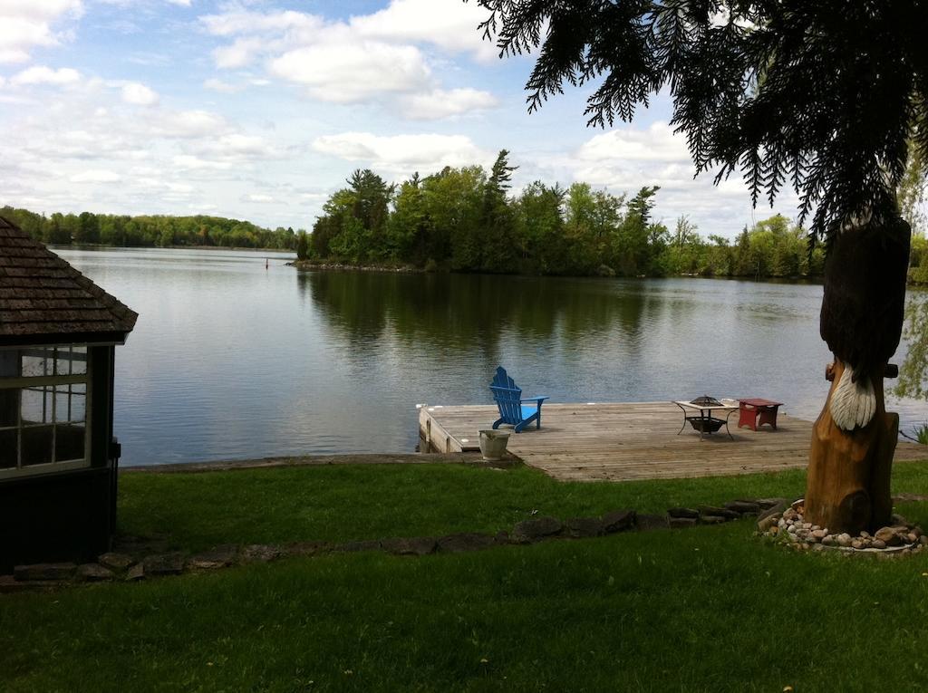 Windswept On The Trent Campbellford Exterior foto